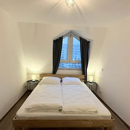 Апартаменты Modernes Mit Balkon Und Parkplatz Nahe Uniklinik *