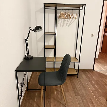 Modernes Mit Balkon & Gratis Parkplatz Bei Uniklinik Магдебург