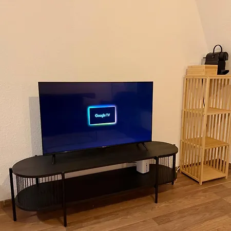 Modernes Apartment Mit Balkon & Gratis Parkplatz Bei Uniklinik Апартаменты Магдебург