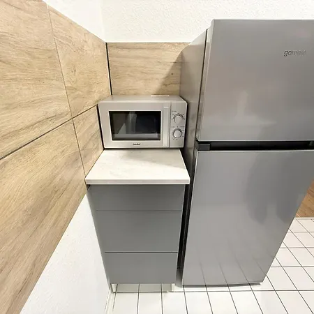 Modernes Mit Balkon & Gratis Parkplatz Bei Uniklinik Апартаменты *