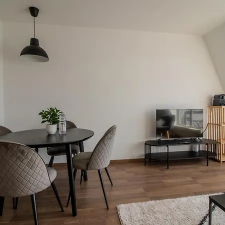 Modernes Mit Balkon & Gratis Parkplatz Bei Uniklinik Магдебург