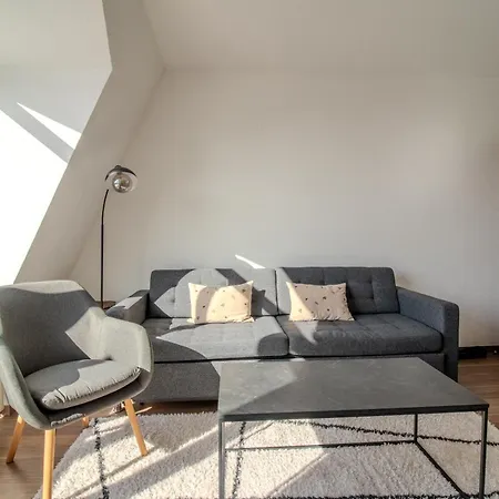 Апартаменты Modernes Mit Balkon & Gratis Parkplatz Bei Uniklinik Магдебург