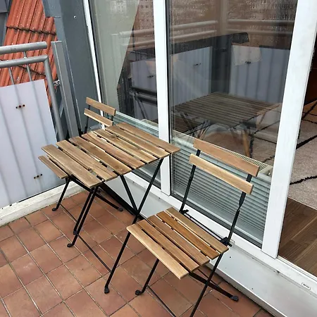 Modernes Apartment Mit Balkon & Gratis Parkplatz Bei Uniklinik Апартаменты