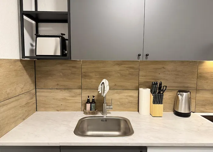 Modernes Apartment Mit Balkon & Gratis Parkplatz Bei Uniklinik Апартаменты