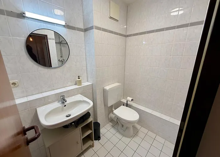 Апартаменты Modernes Apartment Mit Balkon & Gratis Parkplatz Bei Uniklinik *