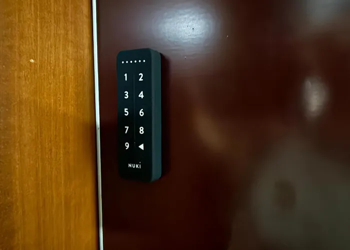 Modernes Mit Balkon Und Parkplatz Nahe Uniklinik * Магдебург