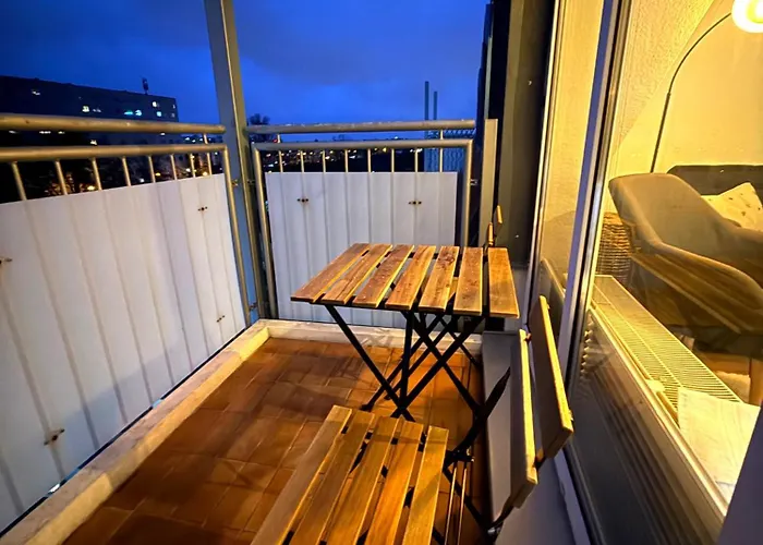 Modernes Mit Balkon Und Parkplatz Nahe Uniklinik * Magdeburg