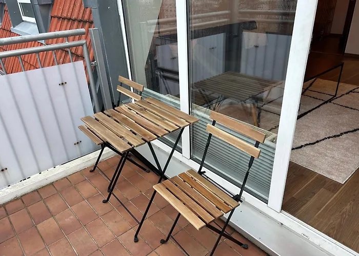 Modernes Apartment Mit Balkon & Gratis Parkplatz Bei Uniklinik Апартаменты